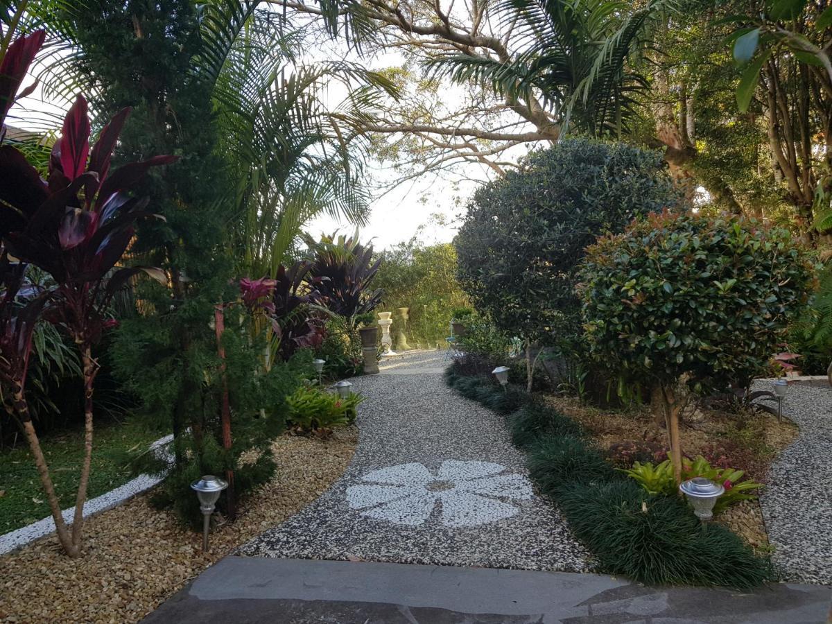 Mapleton Peaceful Provence Bnb 外观 照片